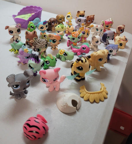Huge lot authentic hasbro - lot,